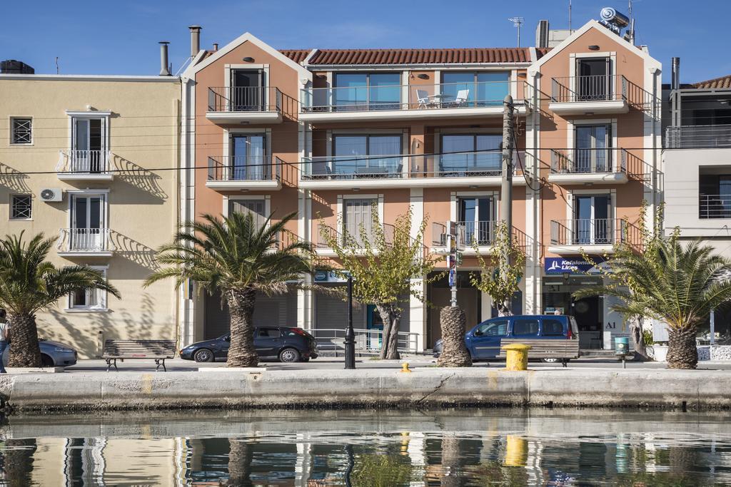Argostoli Marina Suites ภายนอก รูปภาพ