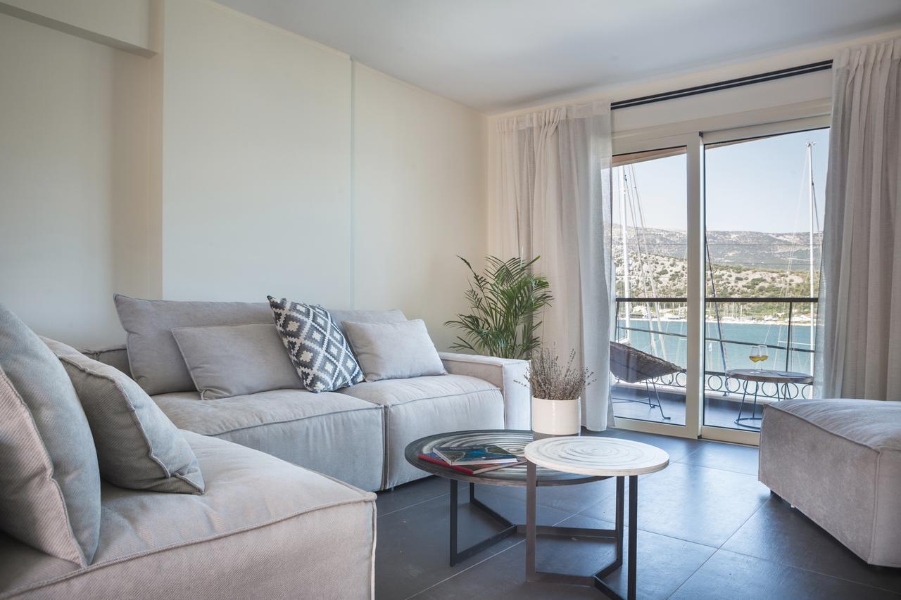 Argostoli Marina Suites ภายนอก รูปภาพ