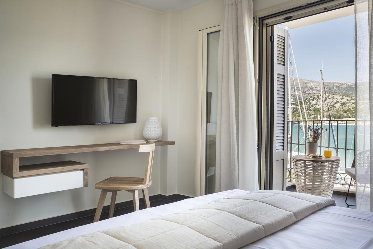 Argostoli Marina Suites ภายนอก รูปภาพ