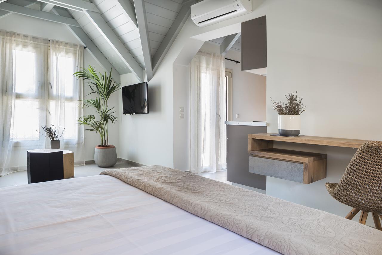 Argostoli Marina Suites ภายนอก รูปภาพ
